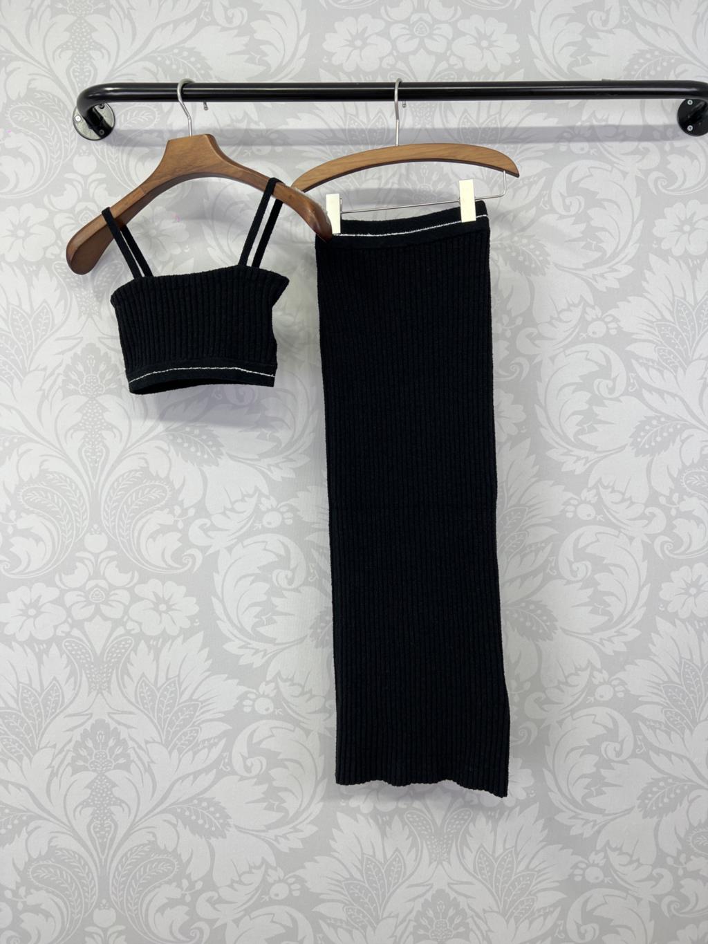 Skirt suit, high quality, fashion temperament, slim and thin, exquisite and elegant 2023 autumn women's new hot