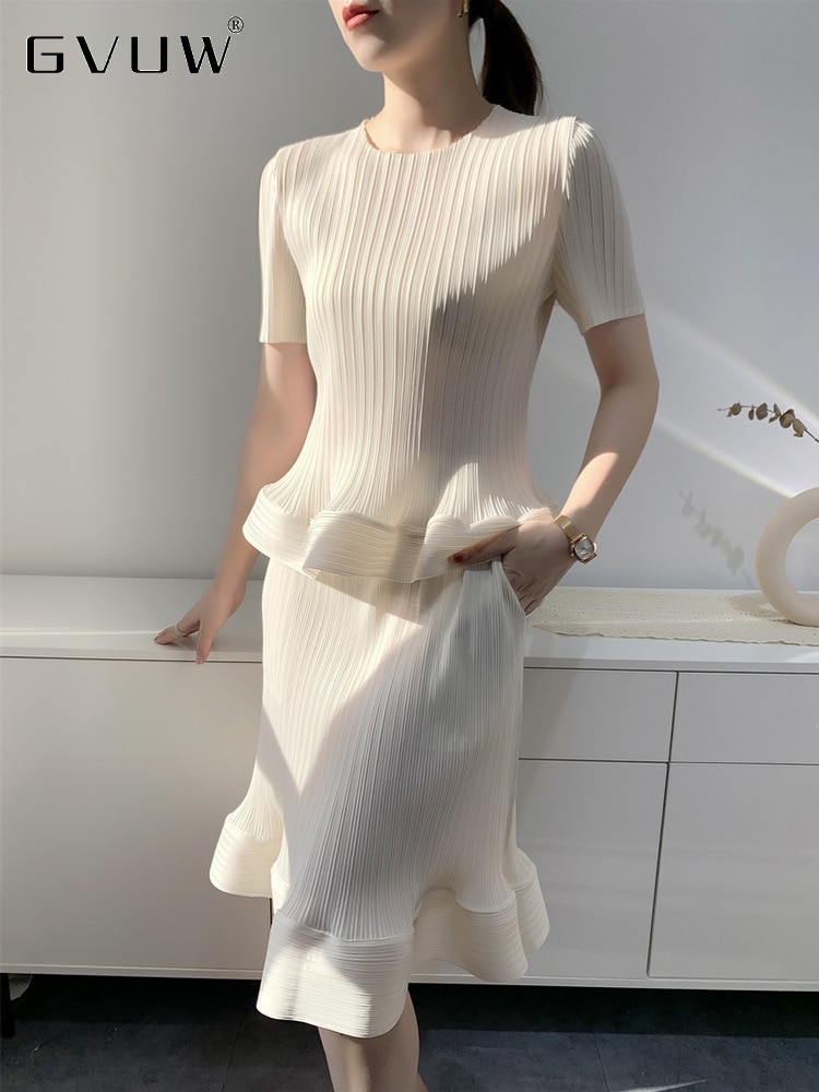 GVUW Office-lady Pleated Solid Color Two Piece Sets Women Loose O-neck Short Sleeve Top Elastic Waist Skirt 2023 Autumn 17G1401