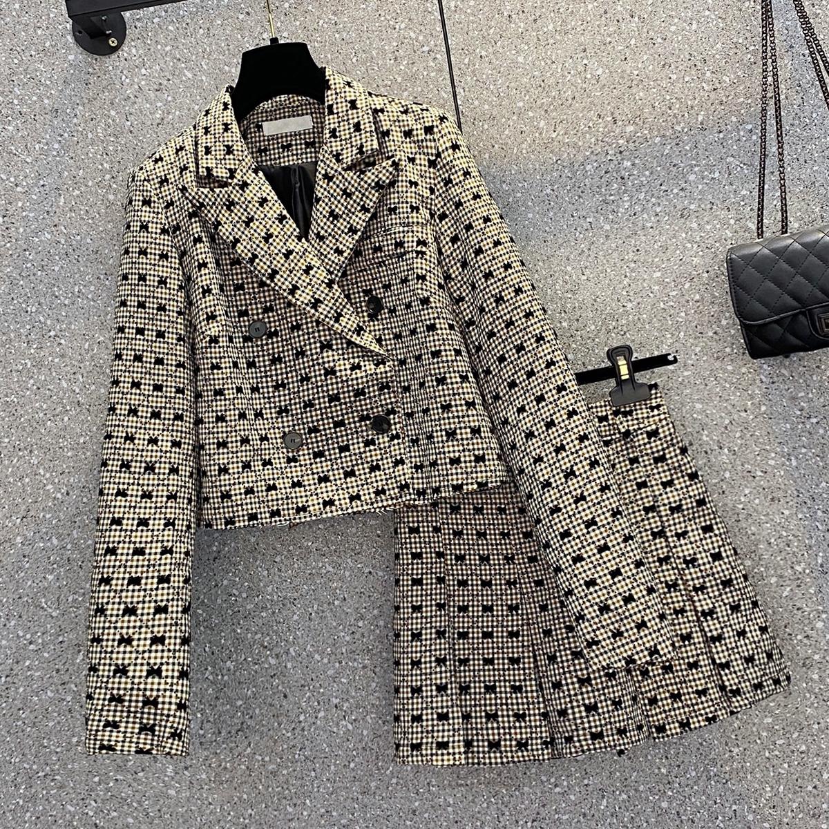 Autumn Fashion Small Two Piece Set Women Short Jacket Coat + Skirt Suits Korean Sweet 2 Piece Sets Women Outfit