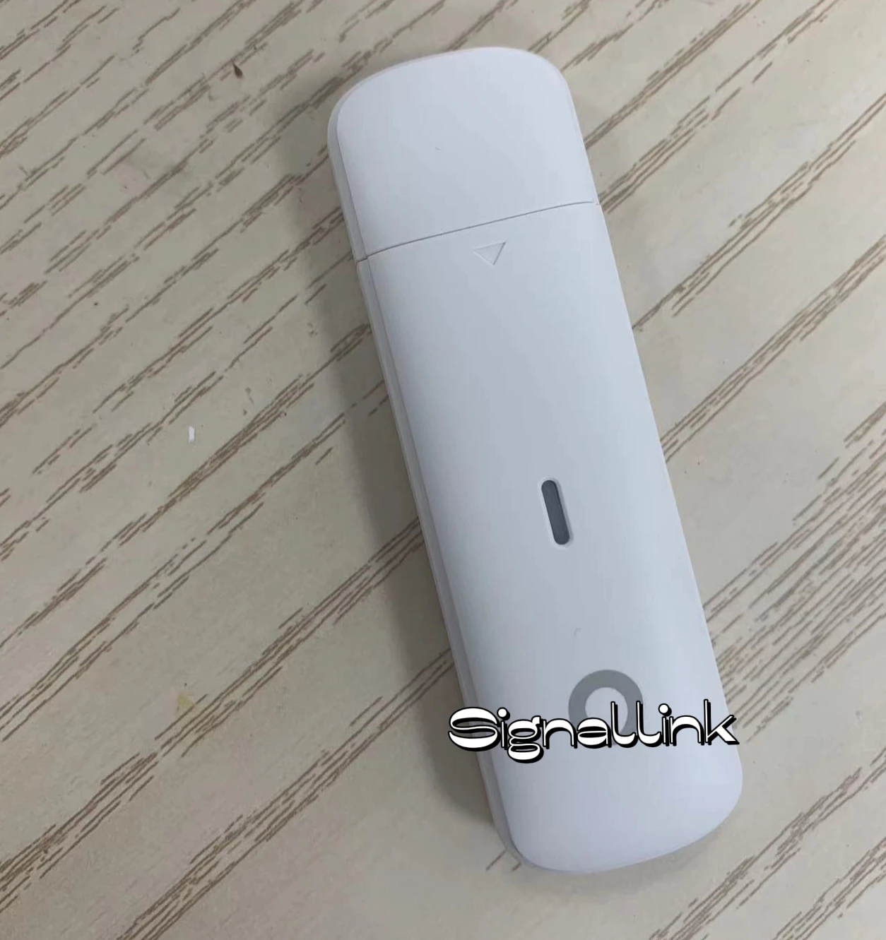 signallink K5161z 4G FDD B1 B3 B7 B8 B20 4G USB MODEM 15GB Date USB dongle white(99%new)
