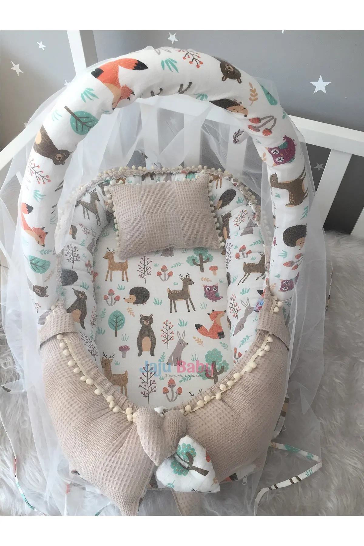 Handmade Waffle Pique Fabric and Forest Muslin Fabric Pompom Babynest Toy Apparatus and Tulle Set