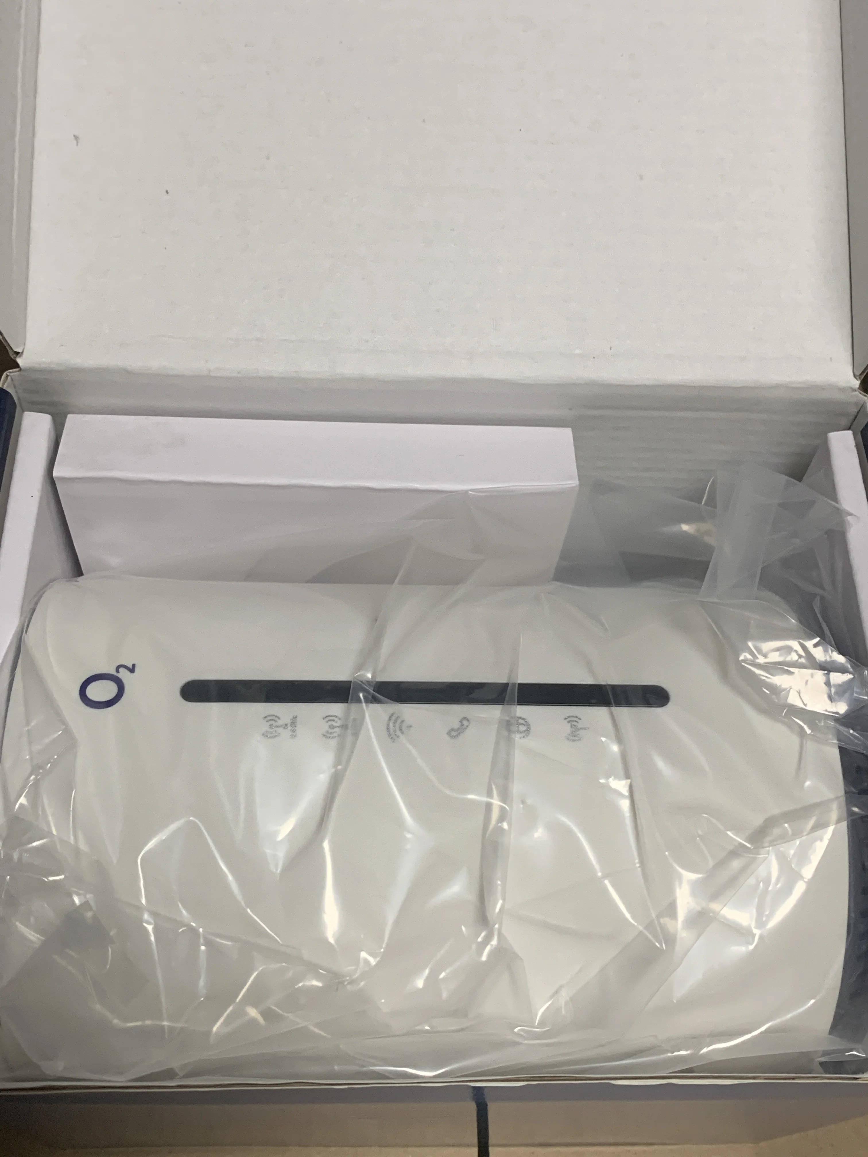 askey home o2 4G Mobile 4g modem Box 9361 Cell Askey V3 4G 3G(used99%new)