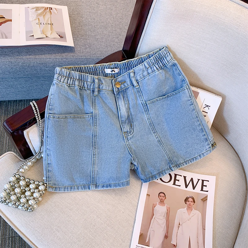 Plus-size women's summer casual denim shorts Classic all-in-one design Blue washed denim multi-pocket home commuter high-wa