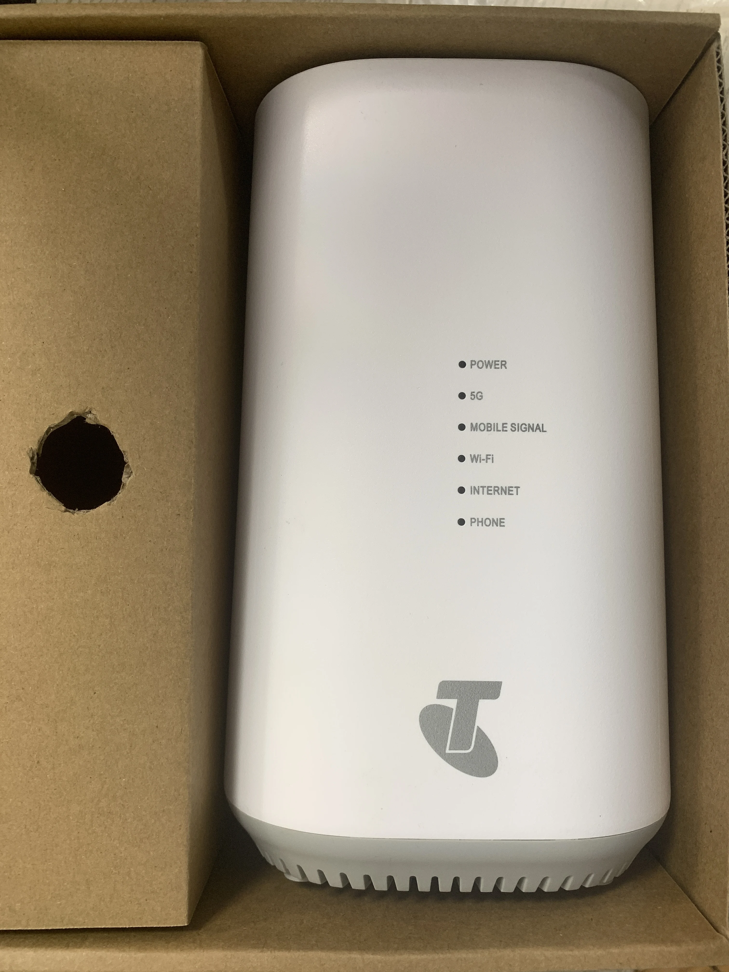 Unlocked Arcadyan Telstra 5G Home Modem AW1000 Wi-Fi 6 AX3600 5G CPE openwrt qwrt（ used 98% new）