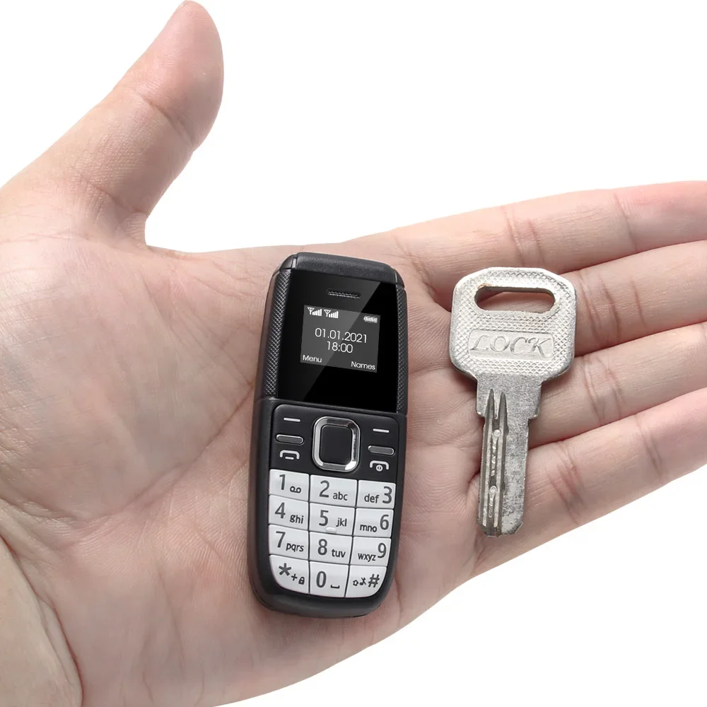 UNIWA BM200 Super Mini Phone 0.66" MT6261D GSM Quad Band Pocket Cellphones with Button Keypad Dual SIM Dual Standby for Eld