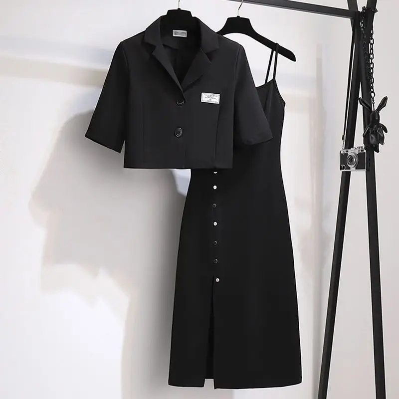Summer Oversized Women's New Style Exudes a Slimming Temperament. Small Suit with Suspender Dress Two-piece Set/single Piec