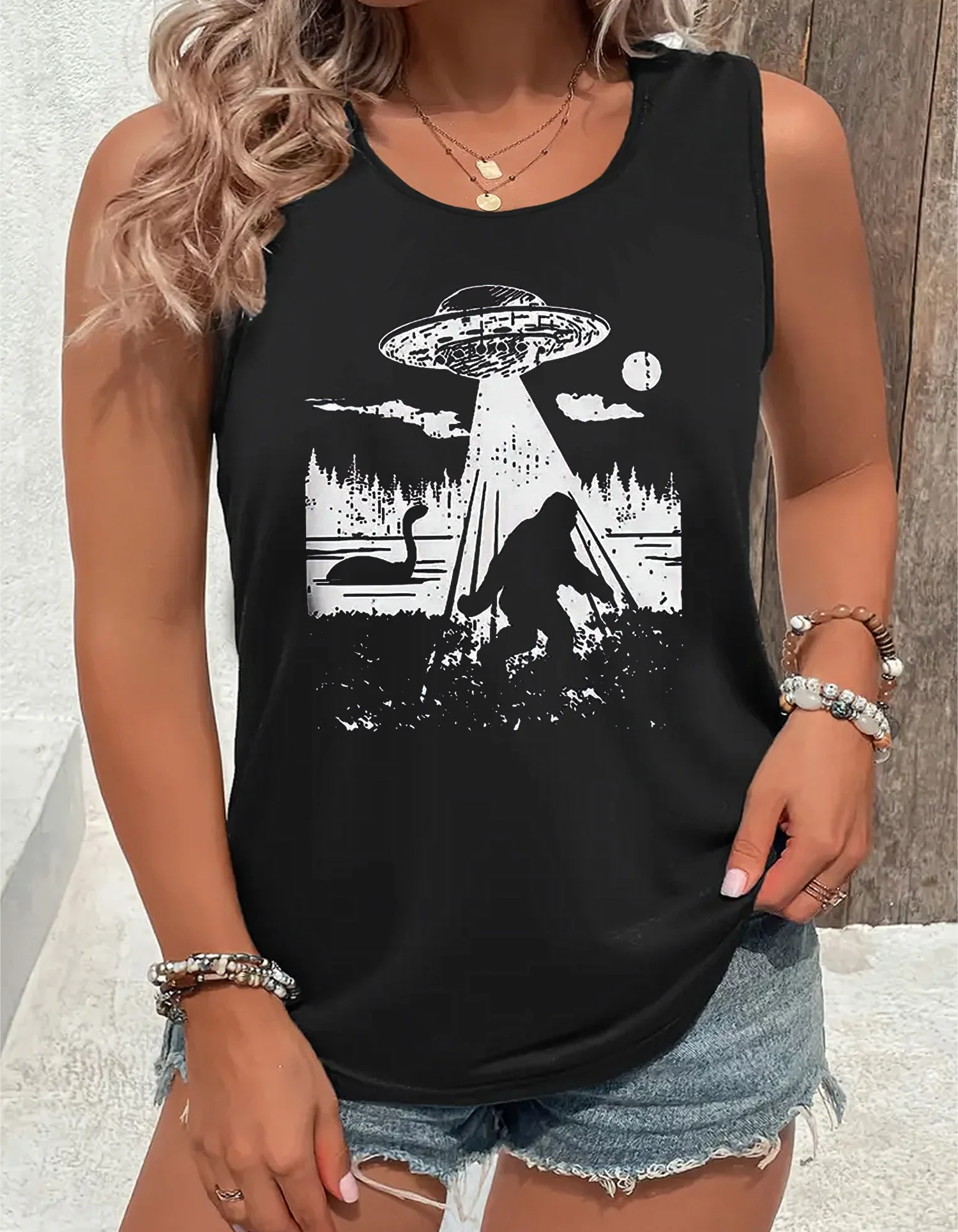 Plus Size Women's Vest Graphic Print Loose Round Neck Summer Sleeveless Tops Street Ladies Black Oversize Tank Tops 3XL 4XL