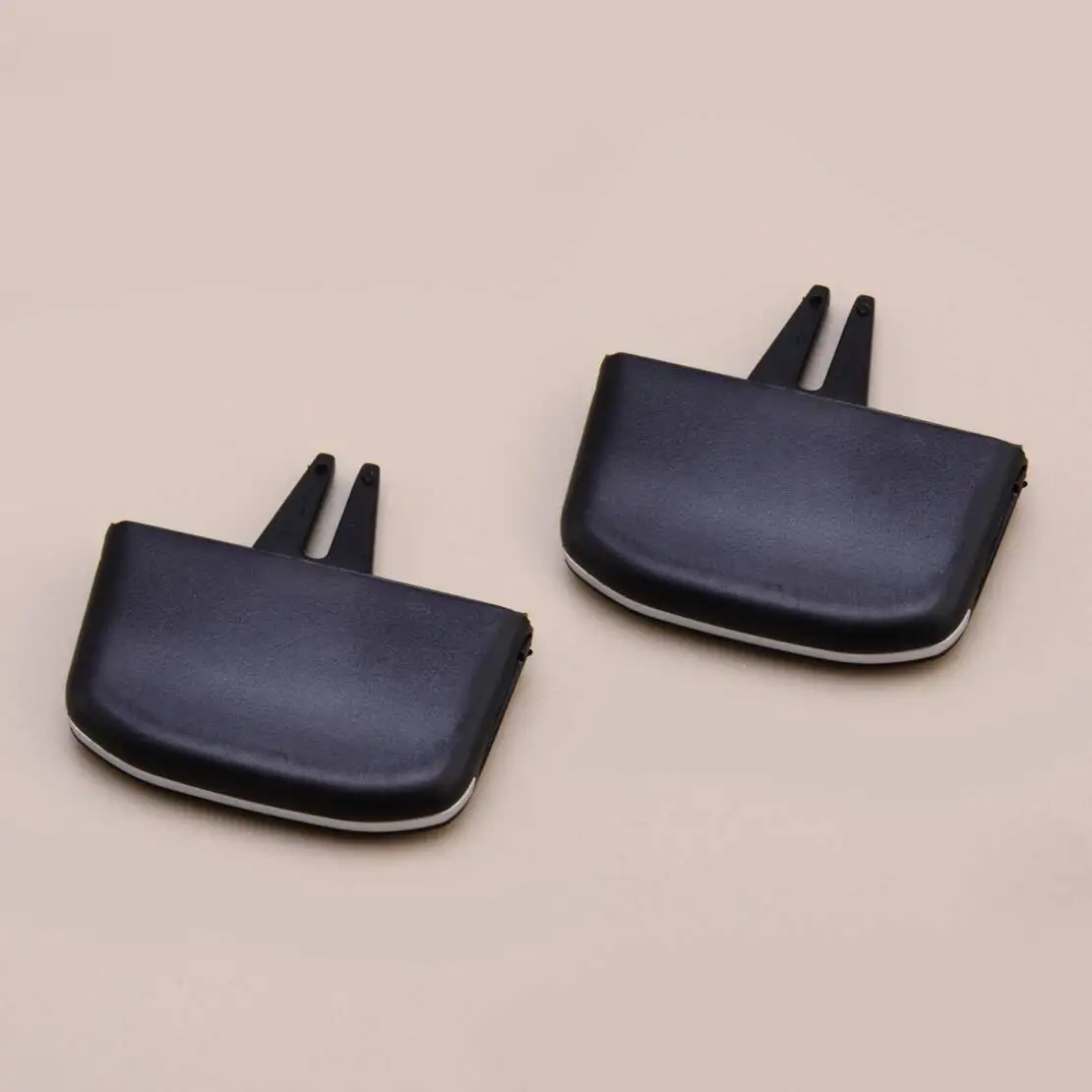2Pcs Car Front Center A/C Air Vent Outlet Tab Clip Fit for Volvo V60 S60 V40 2016 2015 2014 2013