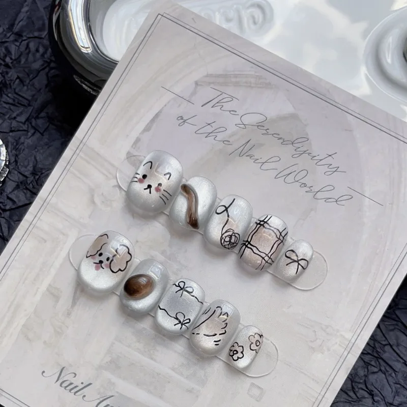 Handmade Fall Winter False Nails White Cat Eye Dog Cat Cute Press on Nails Short Finger Fake Nails for Girls with Box and Tools