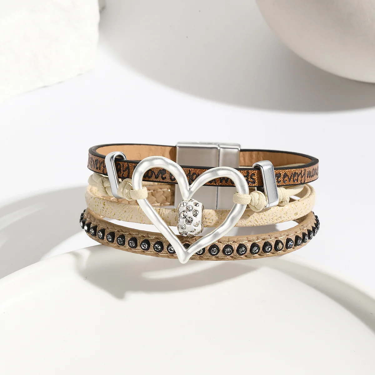 Hollow love accessories Sweet leather bracelet encrusted with diamond magnetic buckle vintage multi-layer bracelet wholesale