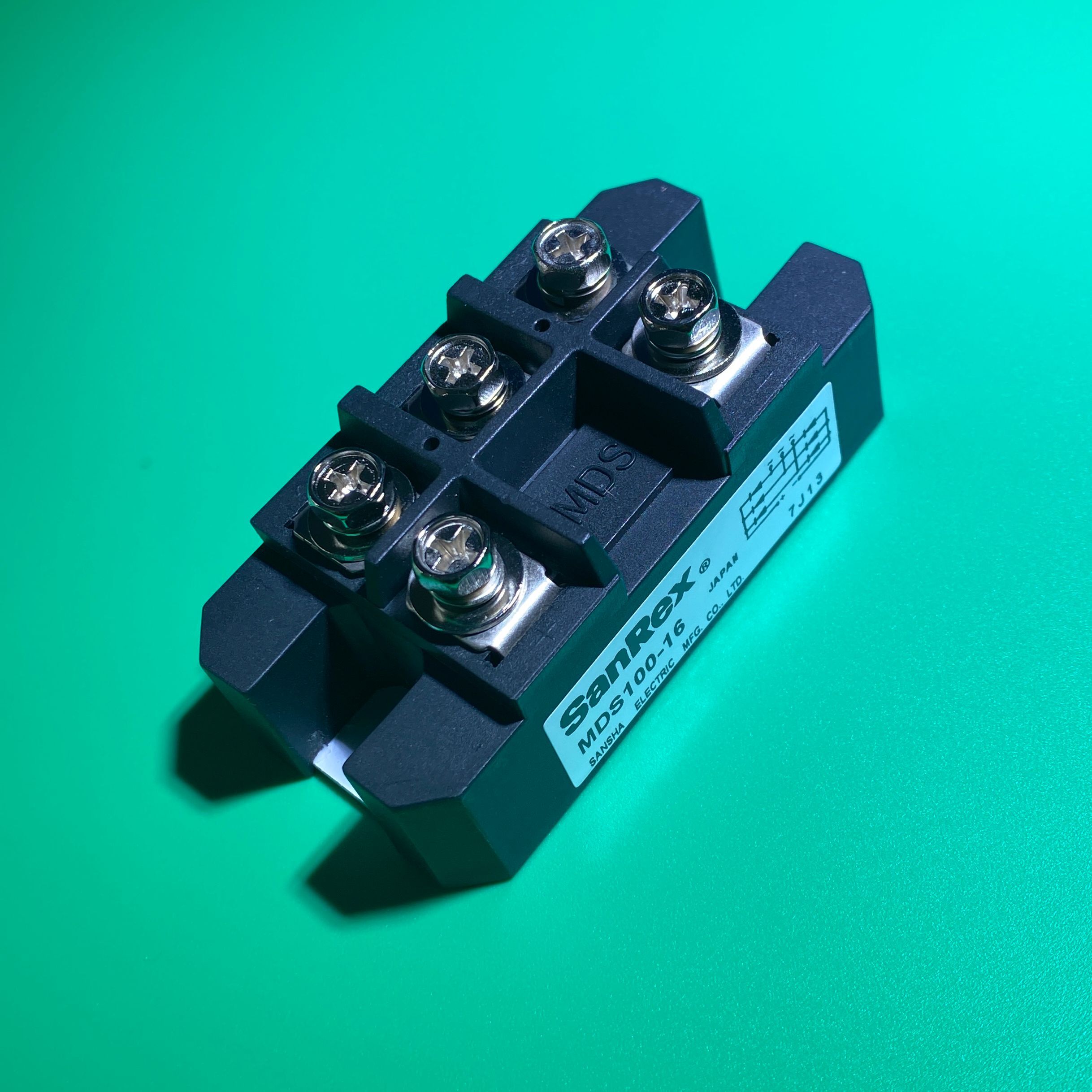 MDS100-16 IGBT Power Module MDS10016 MDS100A1600V MDS 100A 1600V MDS100-1600V MDS100-1600 MDS100A-16