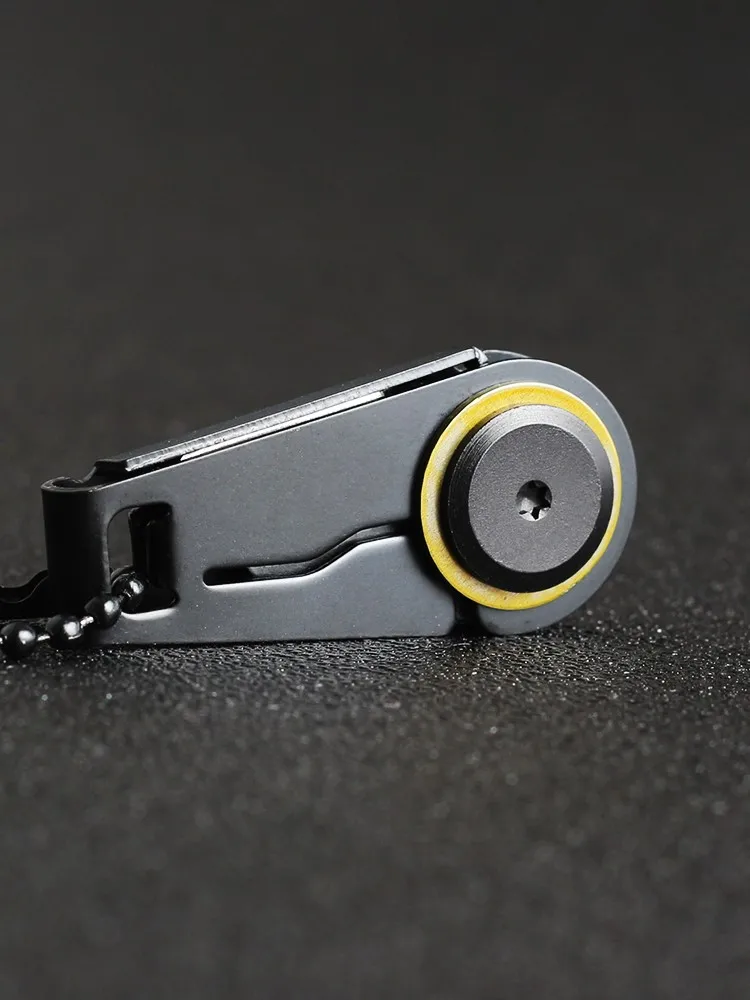 Mini Zipper Knife Utility knife Outdoor Survival EDC Gadget Keychain Pendant Pocket Knife