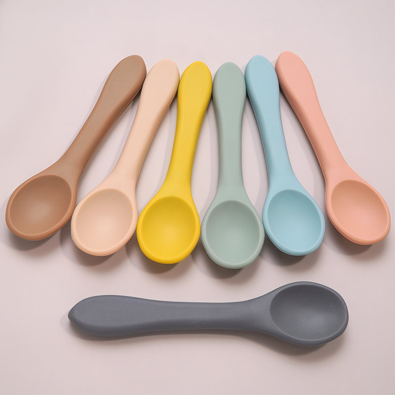 New Product Baby Silicone Spoon Children Kitchen Accessories Coffee Spoon Teaspoon Kids Solid Color Feeding Spoon