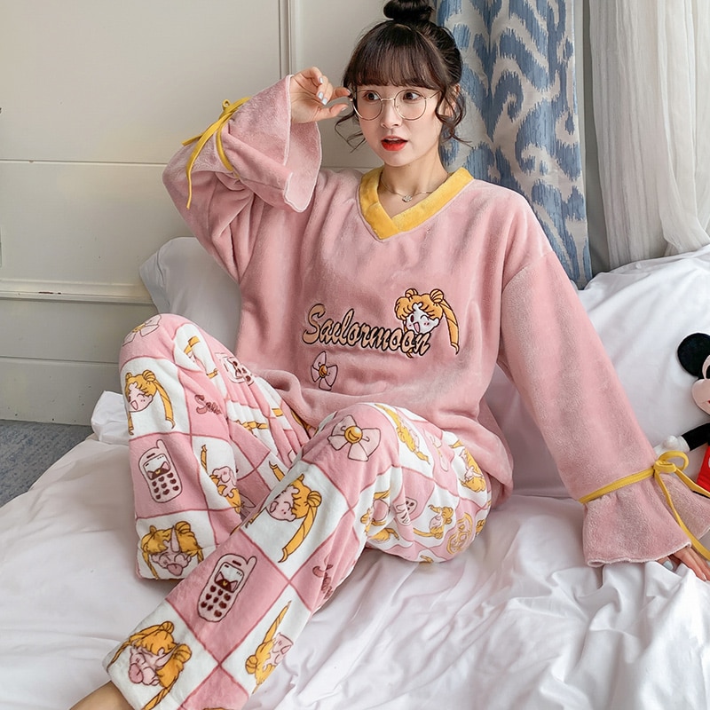 Autumn Winter Pajamas For Women Harajuku Anime Pijama Female Coral Velvet Long Sleeve Sleepwear Young Girl Flannel Pyjama Xmas