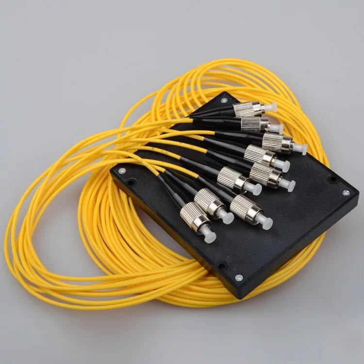 Free Shipping FTTH PLC ABS type FBT PLC optical fiber splitter FC/ UPC 1X8 PLC Singlemode Fiber Optical splitter