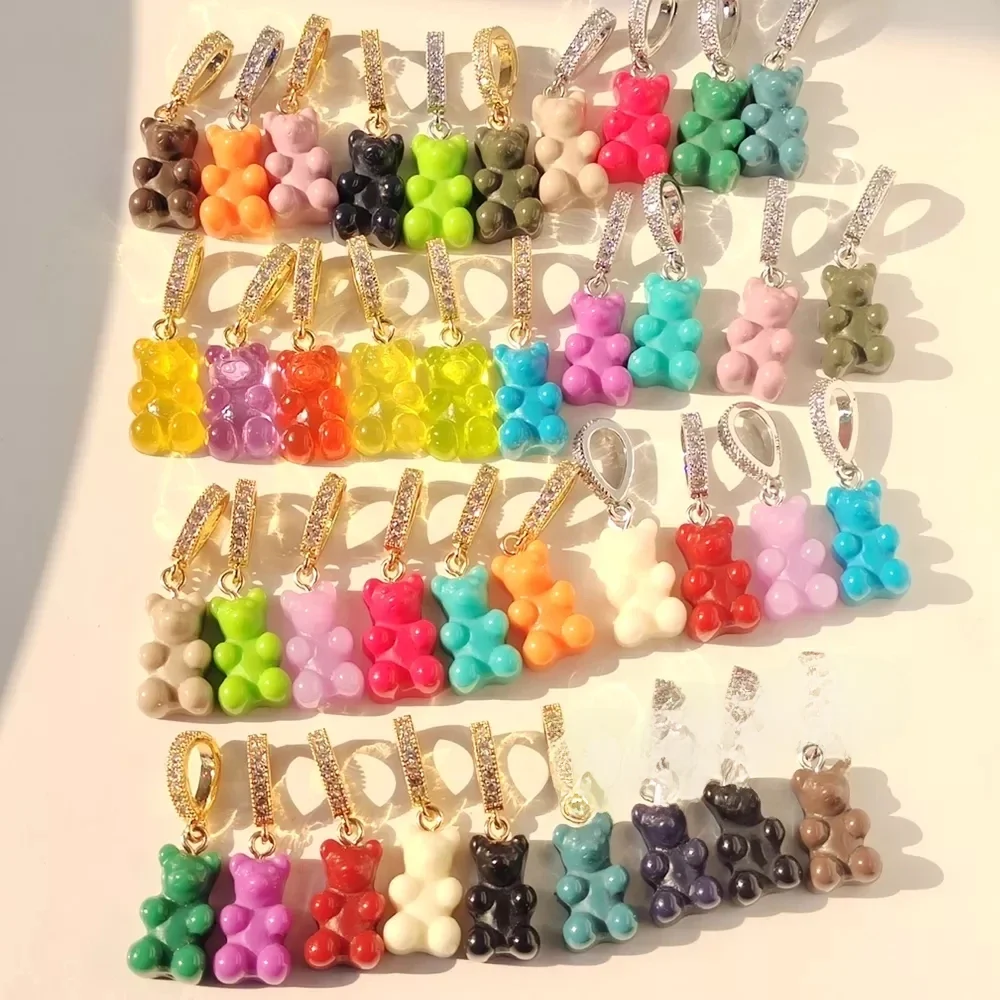 HUANZHI 2021 New Zircon Crystal Color Resin Teddy Bear Pendants Necklaces For Women Heart Gold