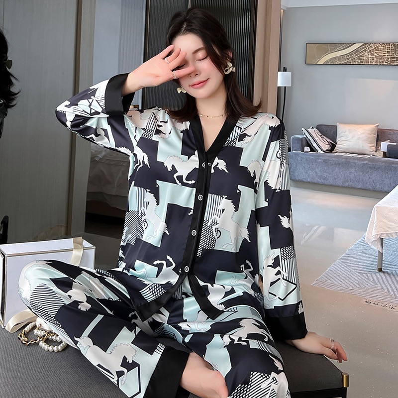 Print Horse Pajamas Set Women Long Sleeve Trouser Suits Sexy Shirt&Pants Intimate Lingerie Black Sleepwear Spring New Homewe