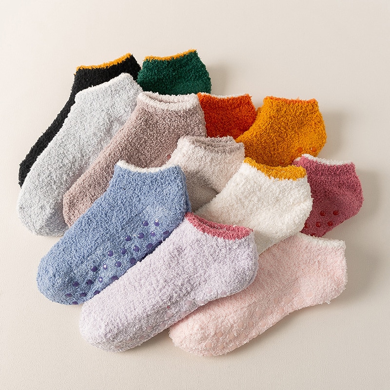 New Women's Slouch Socks Women Thickened Coral Fleece Warm Indoor Floor Silicone Non-slip Invisible Cotton Boat Socks Hipst