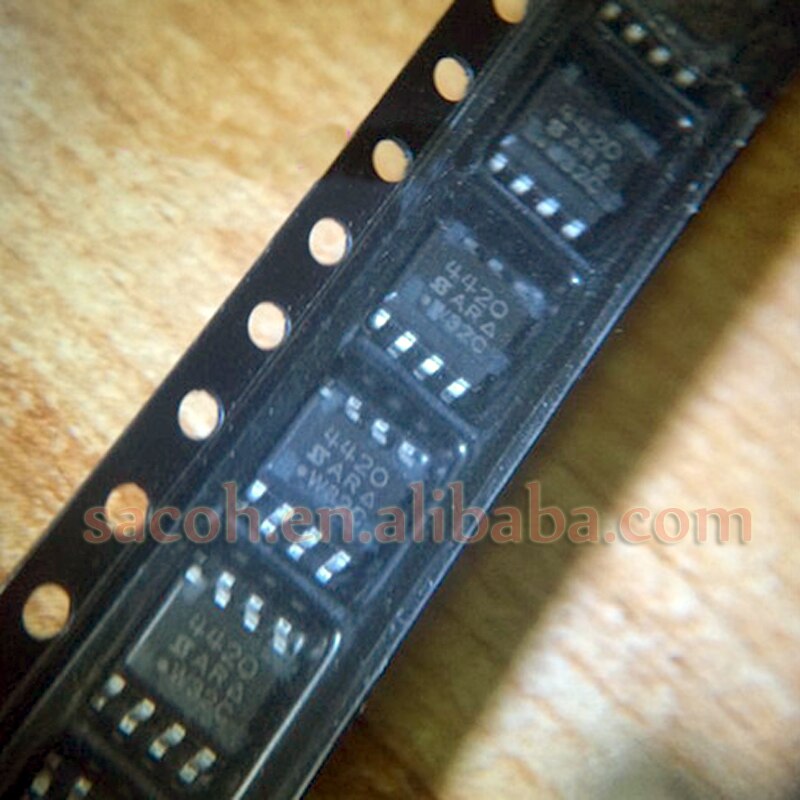 10PCS/lot New OriginaI Si4420DY-T1-E3 Si4420DY 4420 or SI4420BDY-T1-E3 4420B SI4420 SOP-8 P-Channel 20-V (D-S) MOSFET