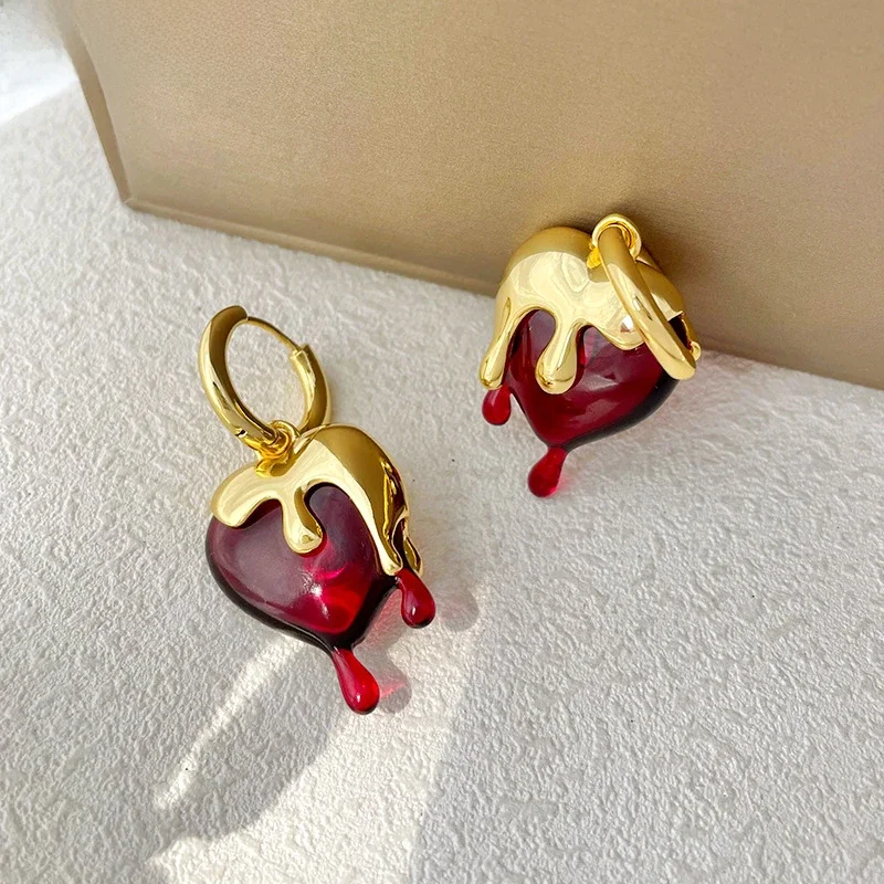 Delicate Jewelry Irregular Heart Earrings 2022 New Trend Vintage Temperament Red Resin Drop Earrings