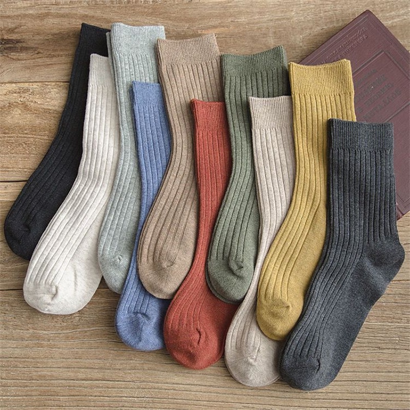 Women Socks Breathable Sports socks Solid Color Harajuku Japanese Long socks Men Comfortable Cotton White Black Crew Socks