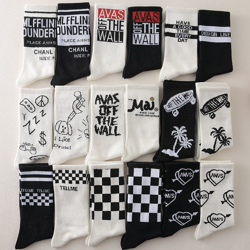 Funny Mens Socks Dot Hip Hop Harajuku Skeleton Socks Cartoon Football Animal Beer Food Happy Cotton New Fashion Socks