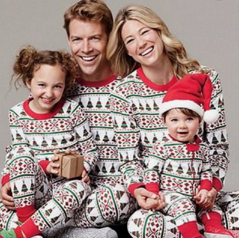 2023 Winter Cotton Christmas Pajamas Family Matching Clothes Adults Reindeer Jumpsuit Women Girls Boys Casual Outfit Nightwear