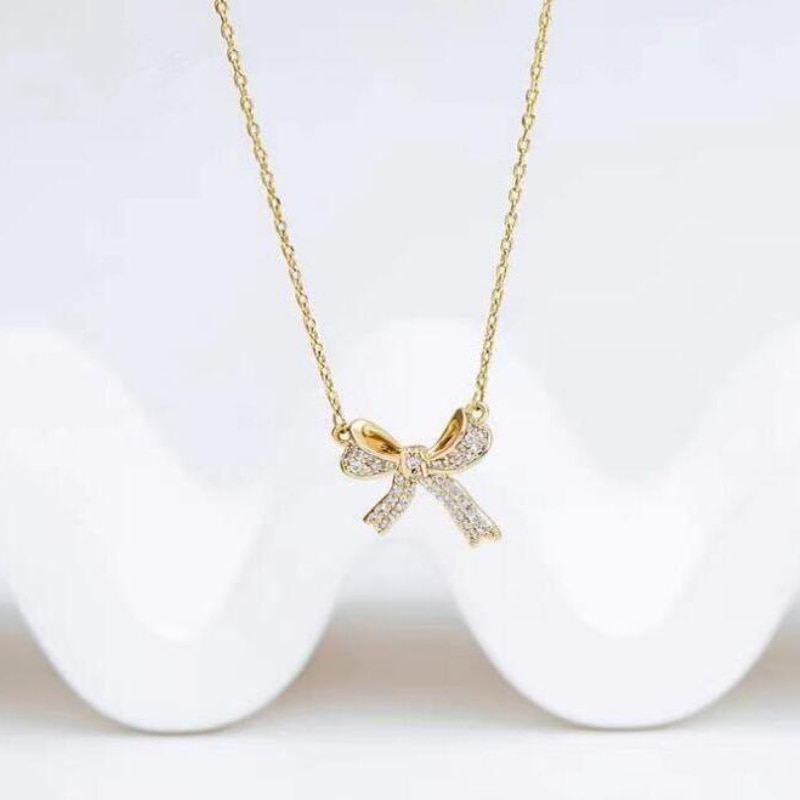 Fashion Creative Zircon Bow Necklace Gold-plated Pendant Engagement Necklaces for Women Bow Jewelry Birthday Anniversary Gift