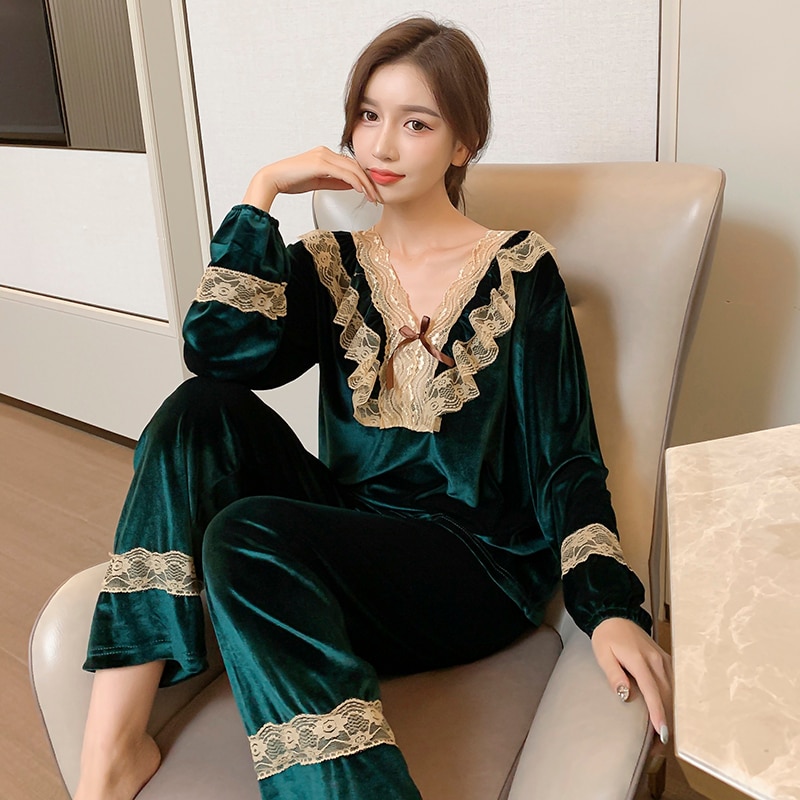 Women's Pajamas Set Winter Leisure Elastic Warm Flannel Sleepwear Set Women's Long Sleeve Lace Gold Velvet Girl Homewe