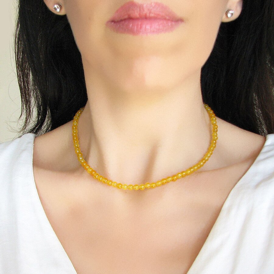 Women Beads Necklace Natural Stone White Pink Quartz Beaded Choker Necklace Meditation Healing Energy Necklace Female Jewelry