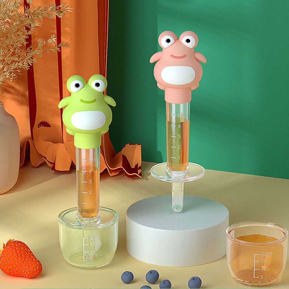 Cartoon Frog Baby Medicine Feeder Dispenser Pacifier with Measuring Cup Infant Water Juice Feeder Baby Dropper Feeding