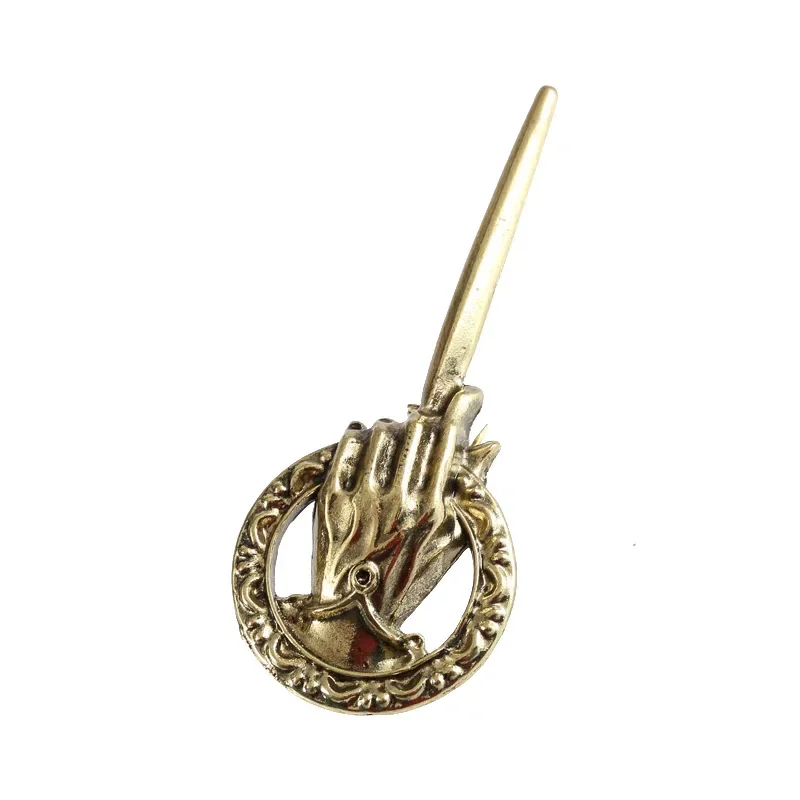 Wholesale Jewelry Hand Of The King Brooch Finger Fist Sign Power Pin Vintage Punk Fashion Movie