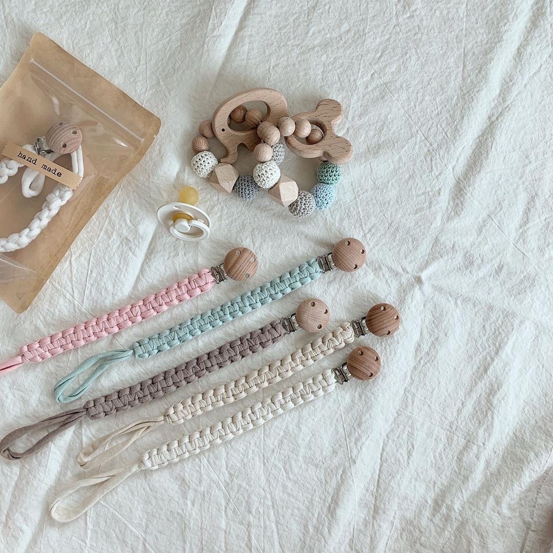 Baby Pacifier Clips Chain Handmade Crochet Newborn Anti-drop Soother Chains Newborn Nipple Dummy Holder Clip Teething Toys Gifts