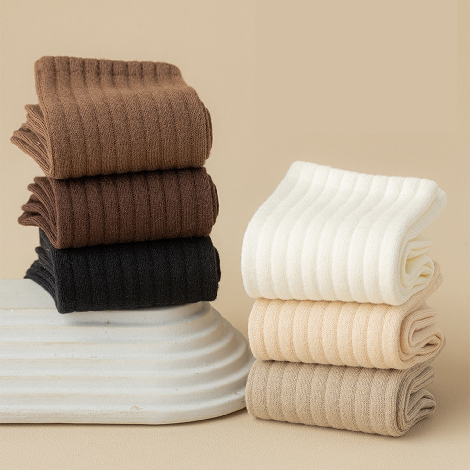 Black Cute Solid Short Socks Women 8 Colors Cotton Sock Lady Winter Autumn Funny Warm Happy Fashion Harajuku Female College Sox