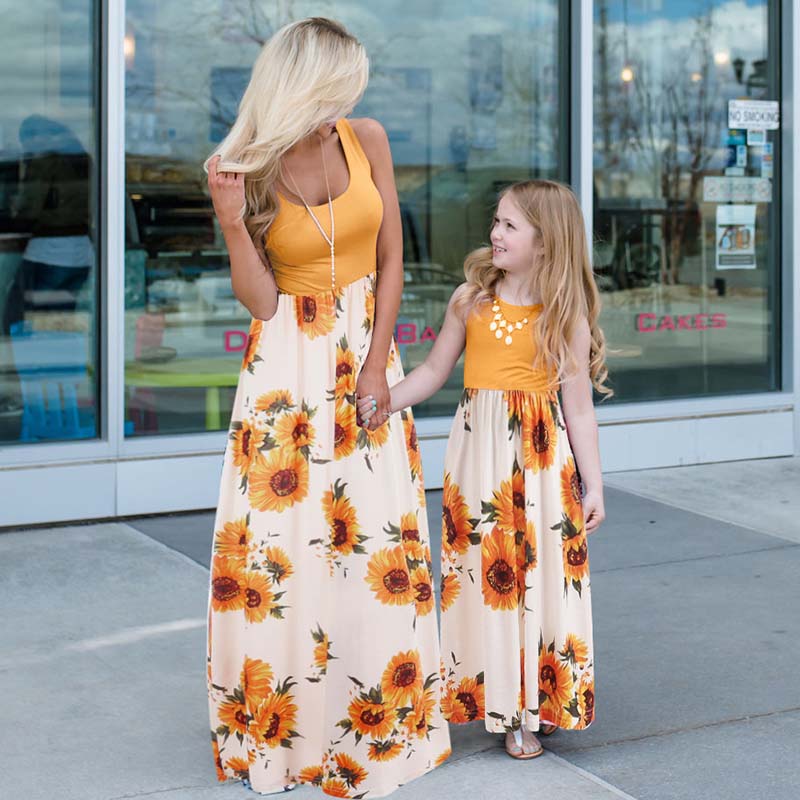 2023 Summer Mommy and Me Dress Mother Kids Family Matching Outfits Fashion Print Baby Girl Clothes Children Dresses 2-10 Years