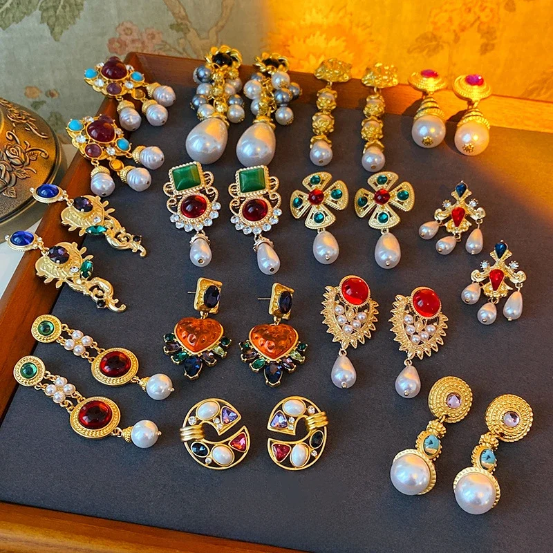 Vintage Middle Women Girls Baroque Crystal Pearl Earrings Jewelry Fashion Elegant Lady Party Banquet