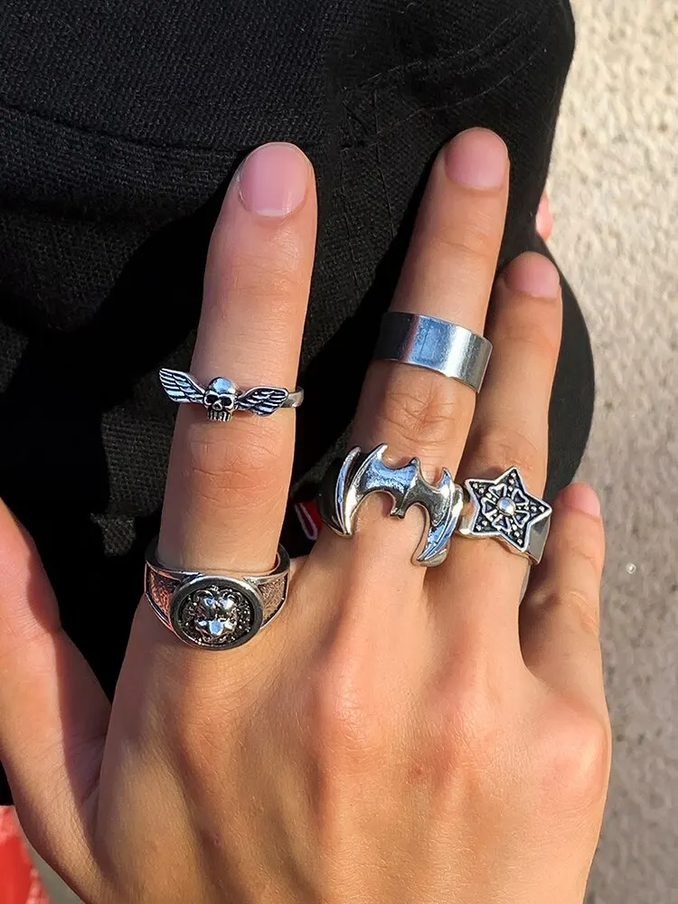 5Pcs/Set Gothic Skeleton Skull Bats Wing Rings Set for Men Punk Vintage Silver Color Star Rotable