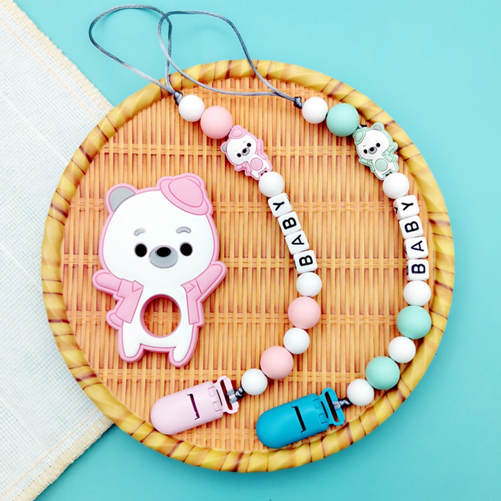 Custom English Russian Letter Name Baby Silicone Bear Pacifier Clips Chains Teether Pendant Baby Pacifier Kawaii Teether Gifts