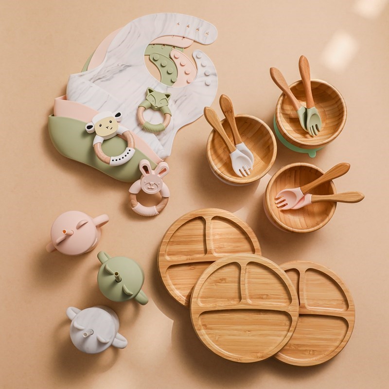 7pcs Bamboo Wooden Dinosaur Dinner Plates Children Tableware Feeding Supplies Suction Bowls BPA Free Infant Baby Tableware Set