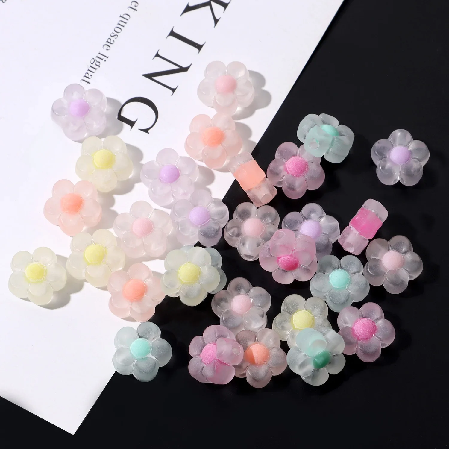 30Pcs 12mm Clear Acrylic Sunflowers Beads Loose Spacer Beads for Jewelry Making DIY Handmade