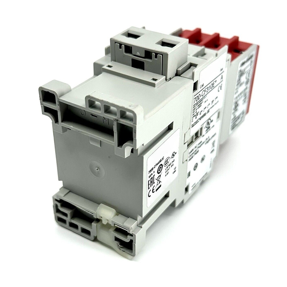 New for 700S-CF440EJC 24V Safety Relay Module in Box