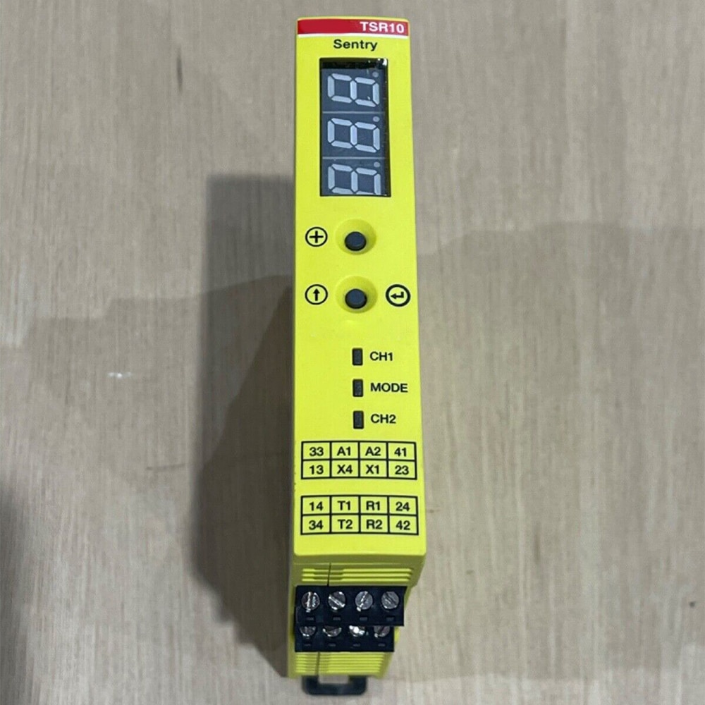New for ABB TSR10 2TLA010060R0000 24V Safety Relay Module in Box