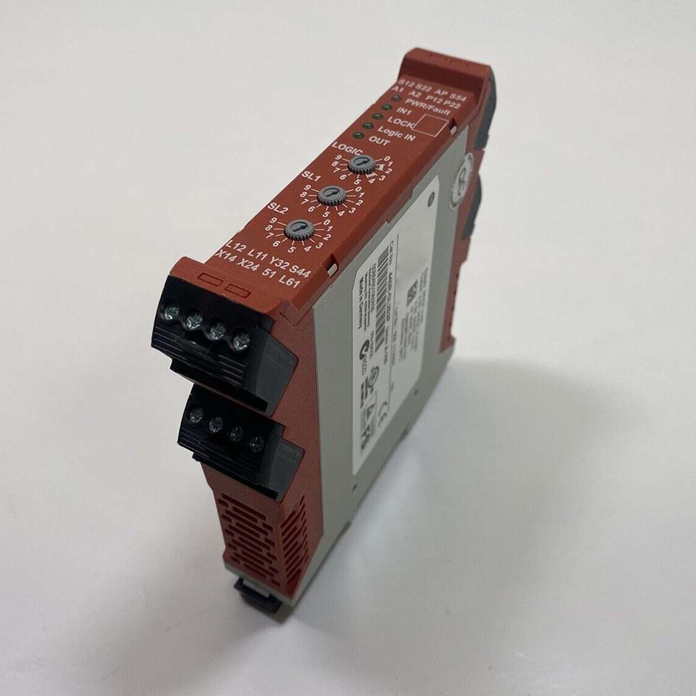 New for 440R-GL2S2P 24V Safety Relay Module in Box