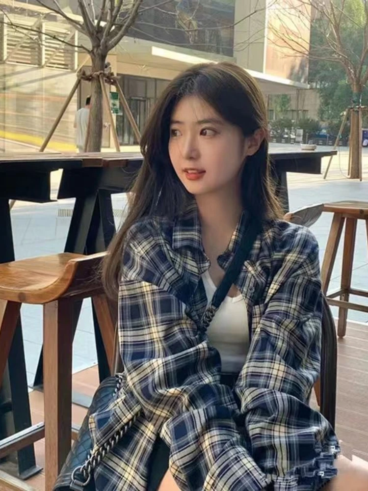 Plaid Shirt Casual Women's Blouses Fashion Female Vintage Long Sleeve Loose Plaid Blouse Tops