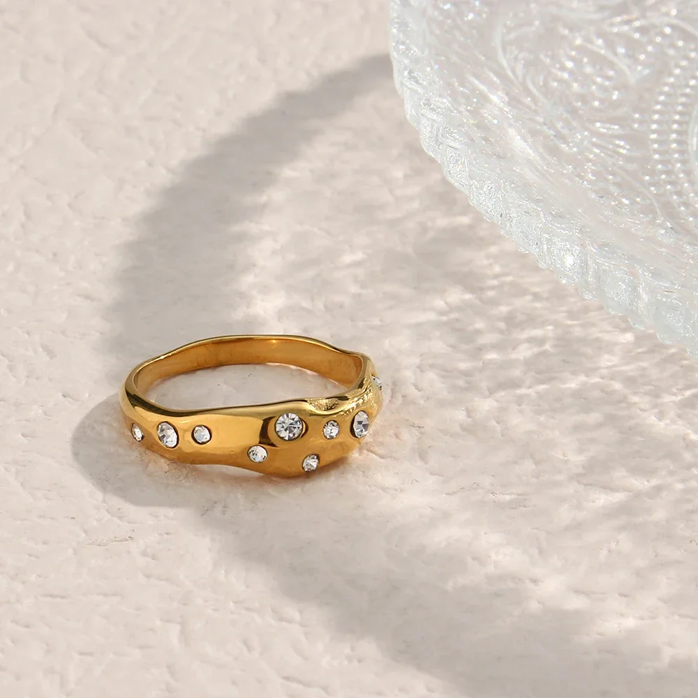 2022 New Stainless Steel Irregular Snake Shape Crystal Ring Gold Plated Tarnish Free Jewelry Laides