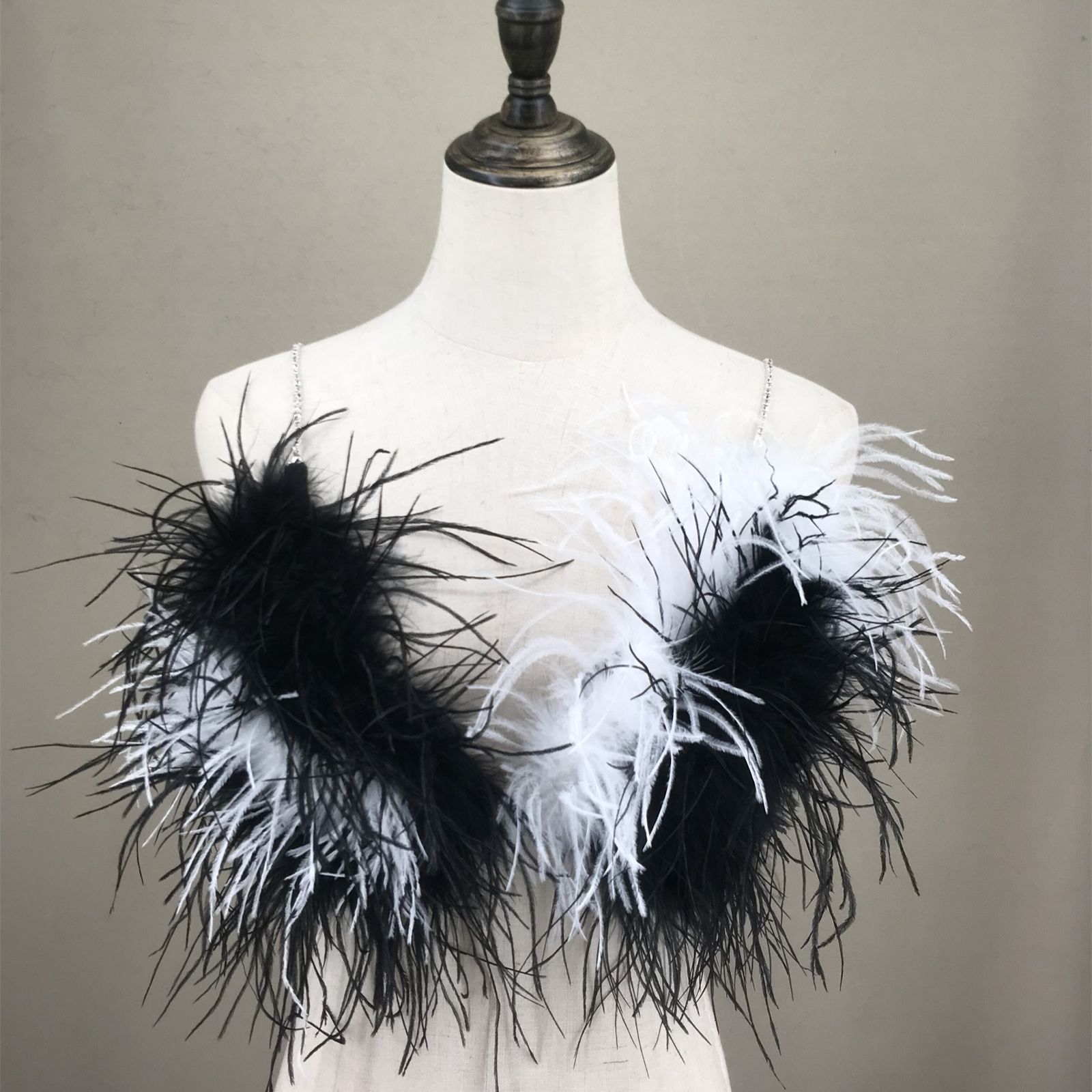 natural ostrich feather bra with diamond shoulder strap 2023 furry sexy luxurious fullfy black white color