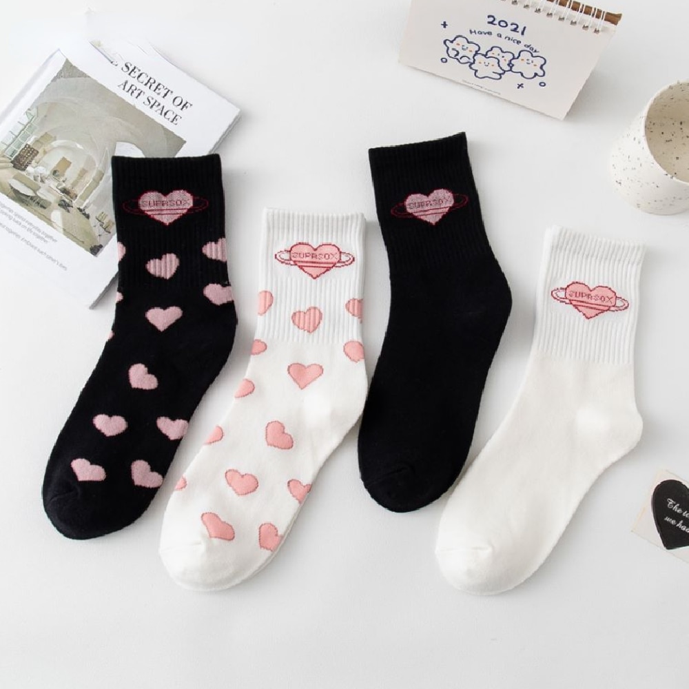 Women's Love Heart Lettered Socks Funny Hipster Street Sport Campus College Style Soft Causal Sokken Calcetines