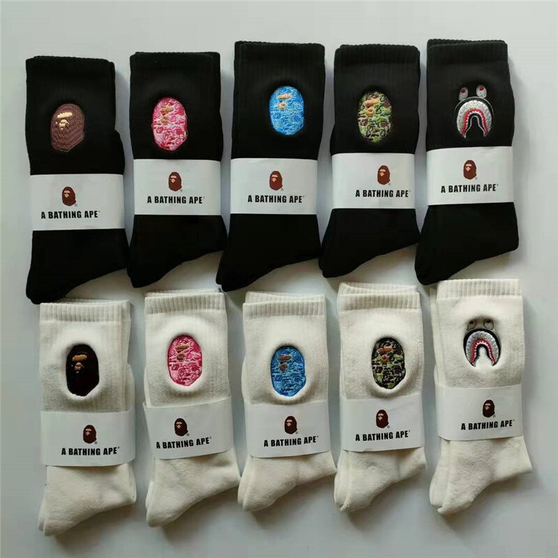 Bapes Embroidered socks men's and women's black and white solid color mid-tube socks pure cotton high tube socks
