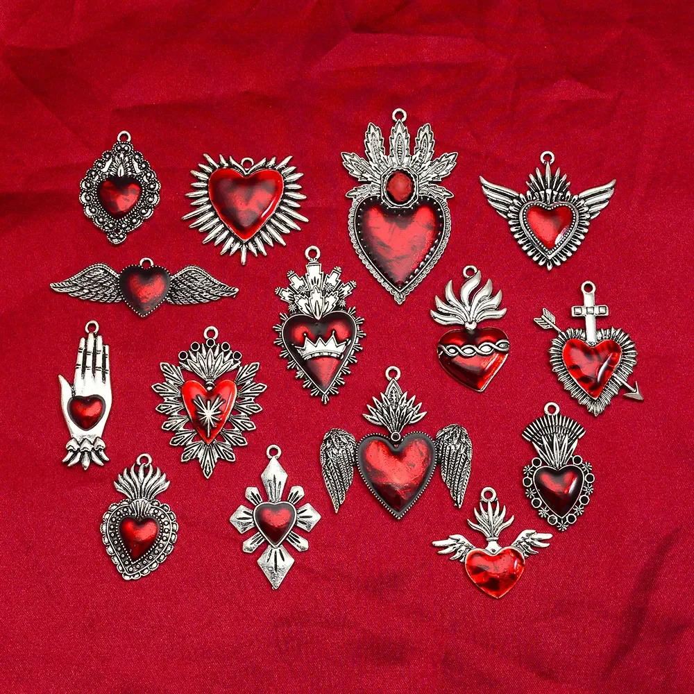 4pcs/Lot Gothic Burning Sacred Heart Charms Corazon Winged Catholic Pendants For Diy Necklace