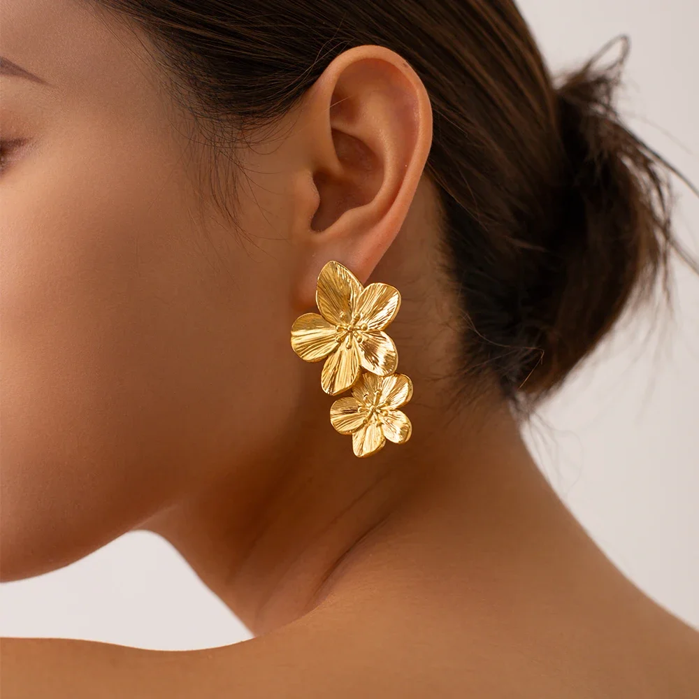 Uworld Tarnish Free Vintage Gold Color Stainless Steel Drop Earrings Metal Waterproof Statement